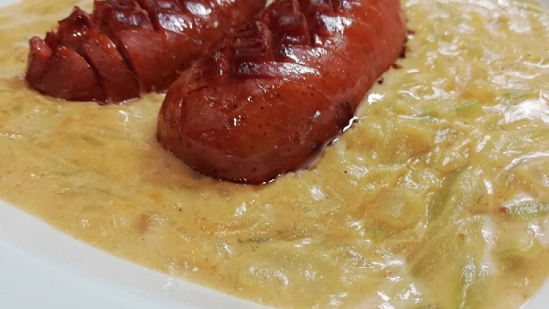 7. K cuketovému prívarku výborne ladí opečený špekáčik, klobása či slanina. Výborne chutí aj s vajíčkom na mnoho spôsobov. K tomu čerstvý chlebík, vynikajúca dobrota.