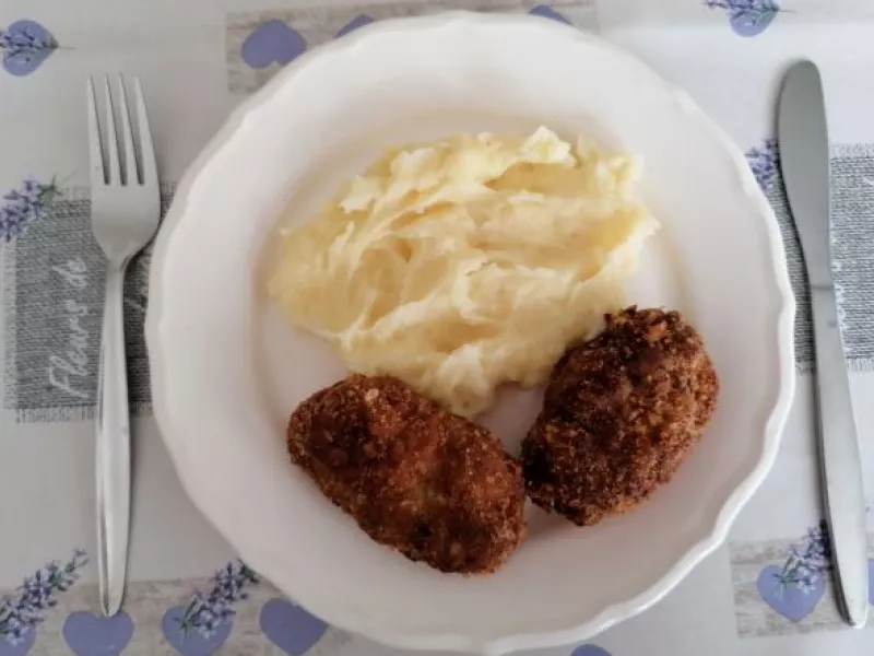 Najlepšie kelové karbonátky s mäsom, osvedčený recept