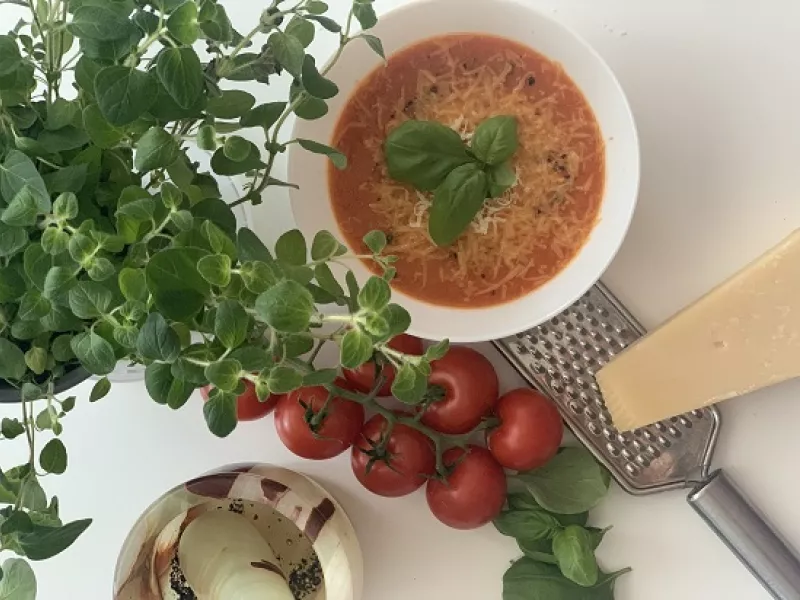 Pravá paradajková polievka z čerstvých paradajok, overený recept