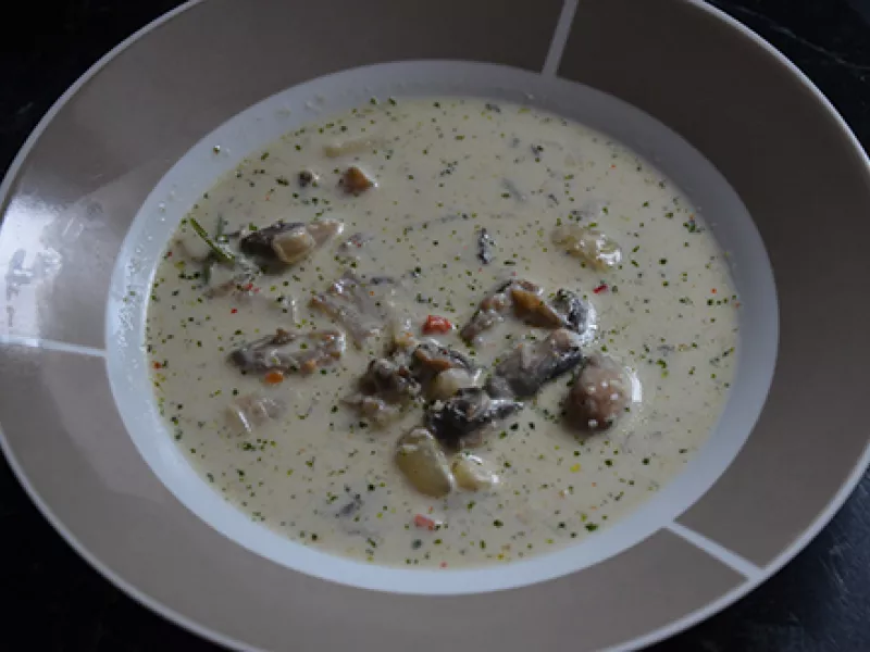 Krémová šampiňónová polievka so zemiakmi, top recept