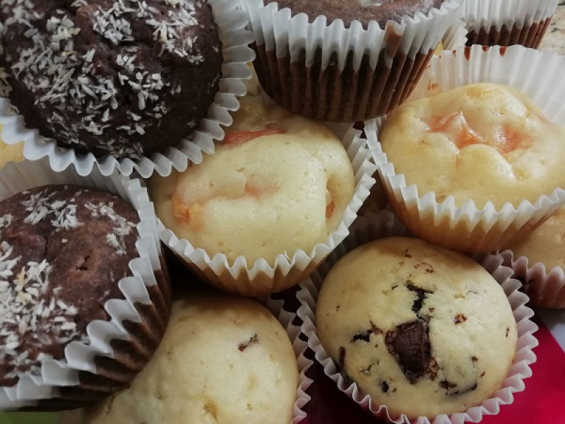 Výborné muffiny s marhuľami, jednoduchý hrnčekový RECEPT