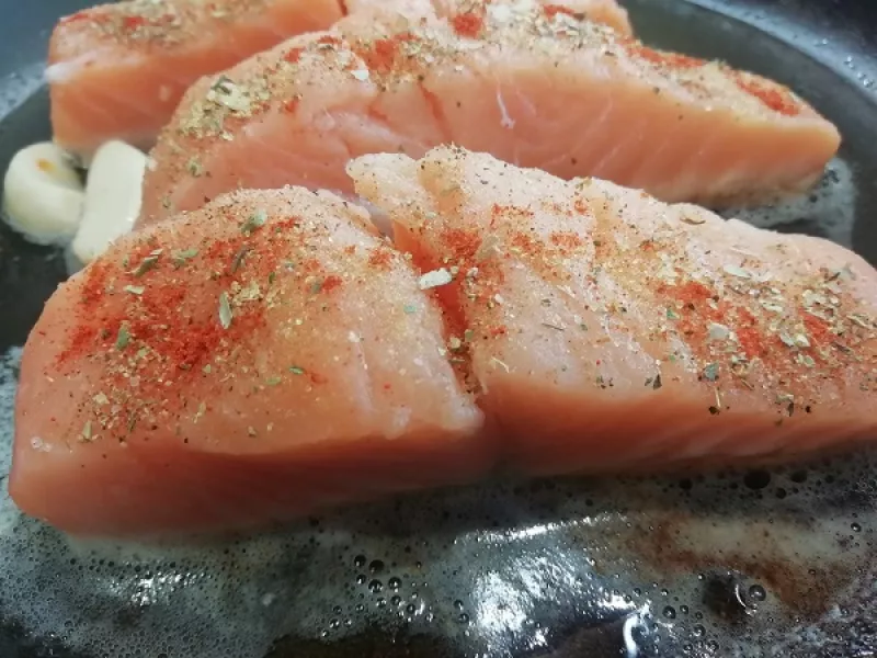 Šťavnatý losos na panvici, RECEPT ako pripraviť lososa