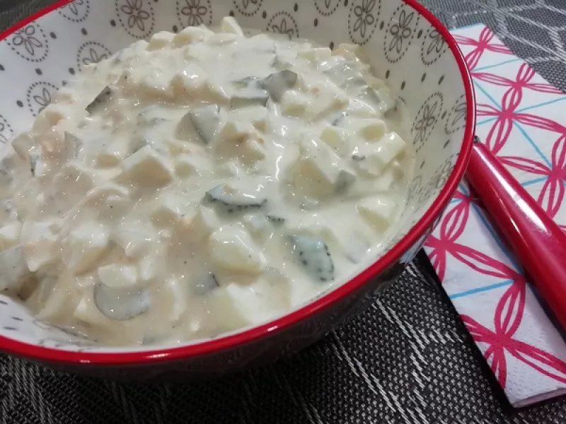 Vynikajúci klasický vajíčkový šalát, jednoduchý RECEPT
