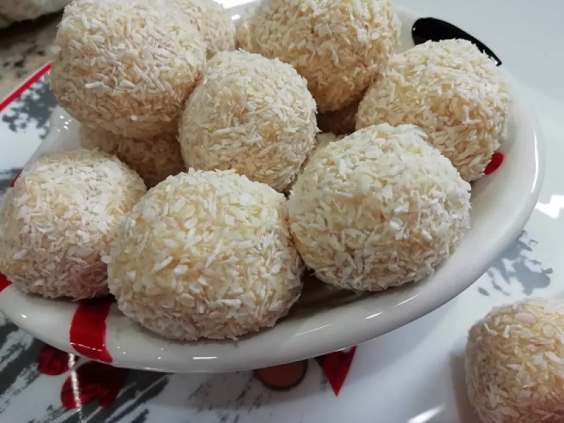 Fantastické karamelové guľky s kokosom, RECEPT bez pečenia
