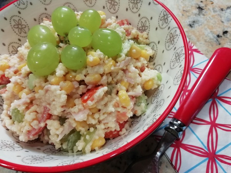 Fantastický kuskus šalát s jogurtom a hroznom, fit RECEPT