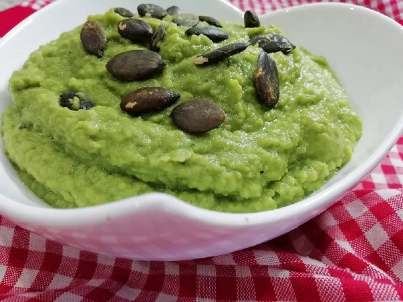 Najlepšie hráškové pyré s medvedím cesnakom, fit RECEPT