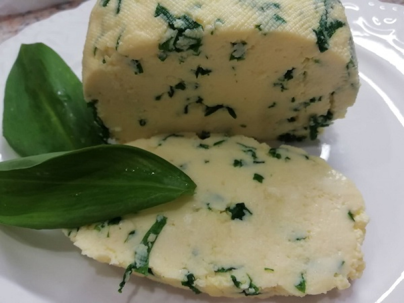 Najlepšia veľkonočná hrudka s medvedím cesnakom, top RECEPT