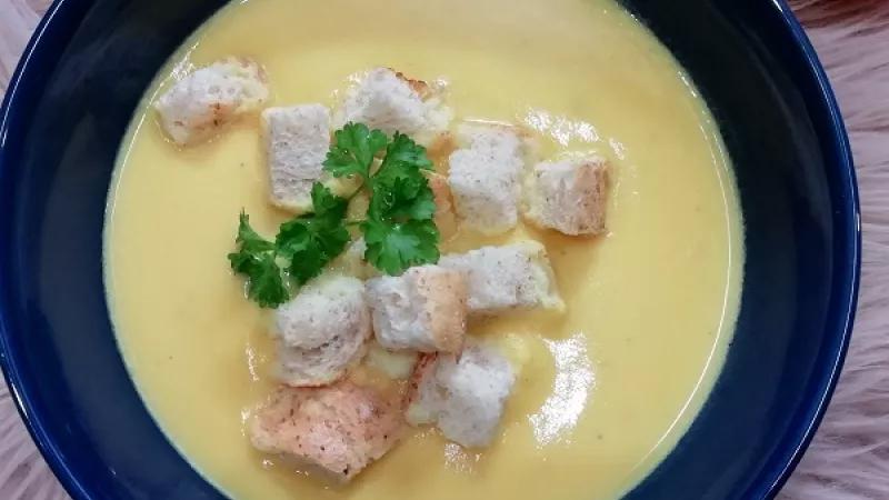 Najlepšia Hokkaido polievka, vyskúšaný recept z kuchyne portálu DobráKyuchňa.sk.