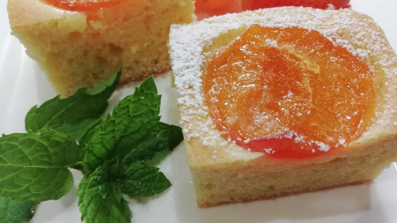 Tip Dobrej kuchyne: Našu jednoduchú hrnčekovú bublaninu si môžete upiecť s ľubovoľným obľúbeným ovocím. Upečte si skvelý koláčik podľa vlastnej chuti, ktorého prípravu zvládne aj každý začiatočník.
Sladké maškrtenie.