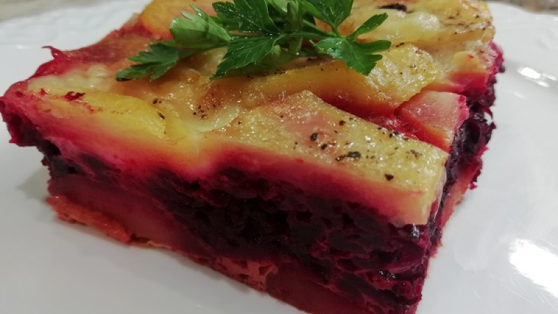 Tip Dobrej kuchyne: Keď cviklu uvaríme deň vopred, ušetríme si čas pri samotnej príprave. Cvikly si môžeme uvariť aj viac, a pripraviť aj iné zdravé jedlá z cvikly - cviklovú nátierku, rôzne šaláty, polievku. 
Dobrú cviklovú chuť.